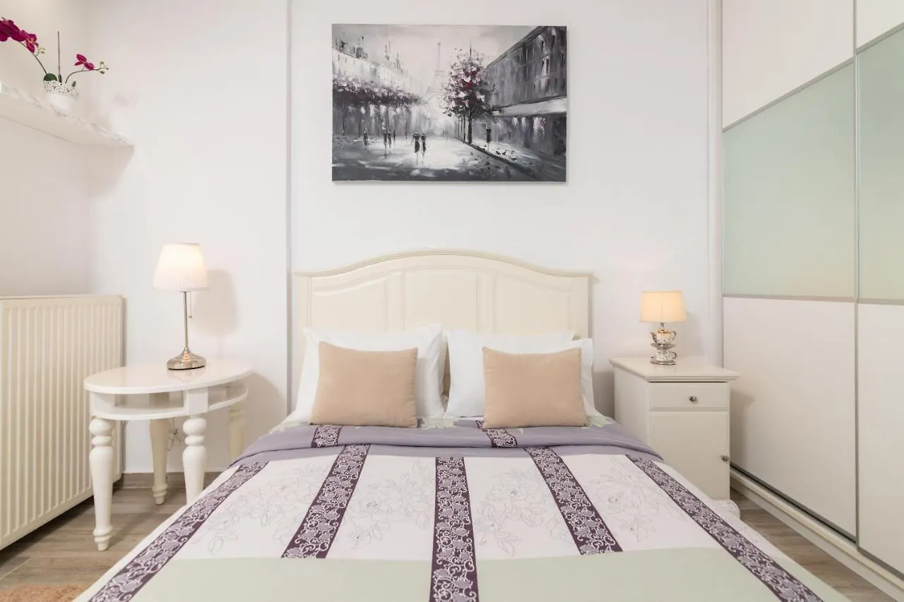 F & B Collection - Flat For 4 Apartment Thessaloniki